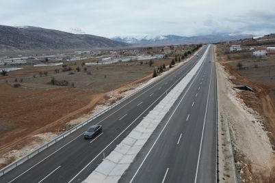 Korkuteli-ElmaliYoluAcilisToreni12.jpg