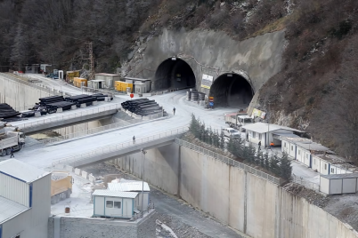 yeni-zigana-tunelinde-isik-gorundu-h1641976572-b98630_waifu2x_photo_noise3_scale_tta_1.png